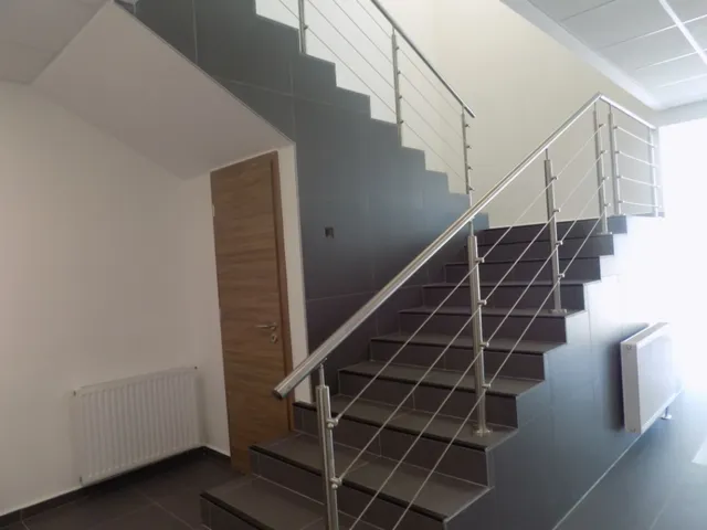 Kiadó kereskedelmi és ipari ingatlan Zalaegerszeg 80 nm