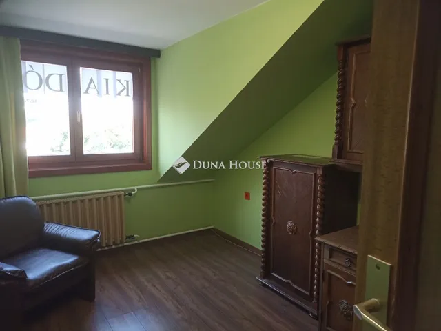 Kiadó kereskedelmi és ipari ingatlan Zalaegerszeg, Ady Endre utca 12 nm