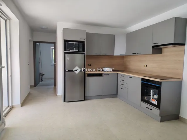 Eladó üdülő és hétvégi ház Balatonkeresztúr 84 nm