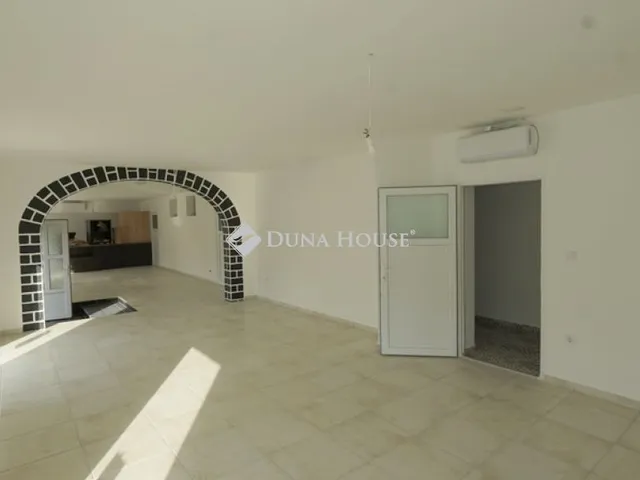 Eladó ház Zalaszentiván 230 nm