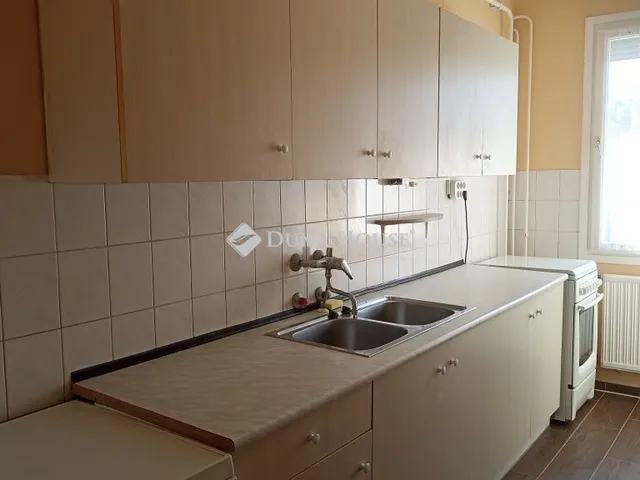 Kiadó lakás Zalaegerszeg, Ola utca 68 nm