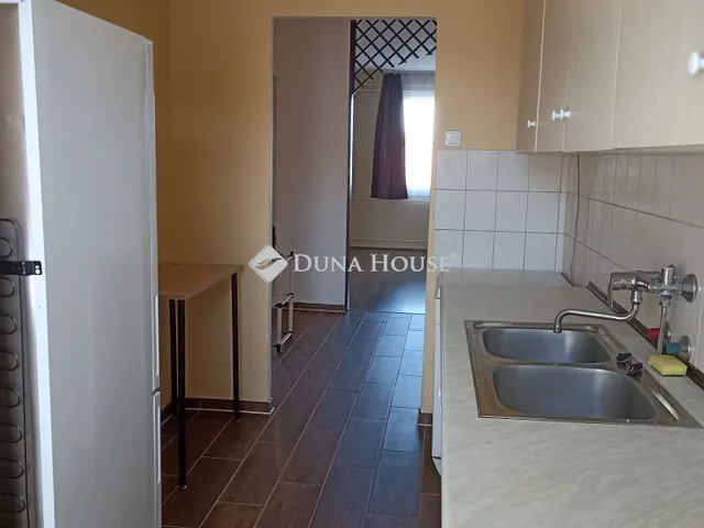 Kiadó lakás Zalaegerszeg, Ola utca 68 nm