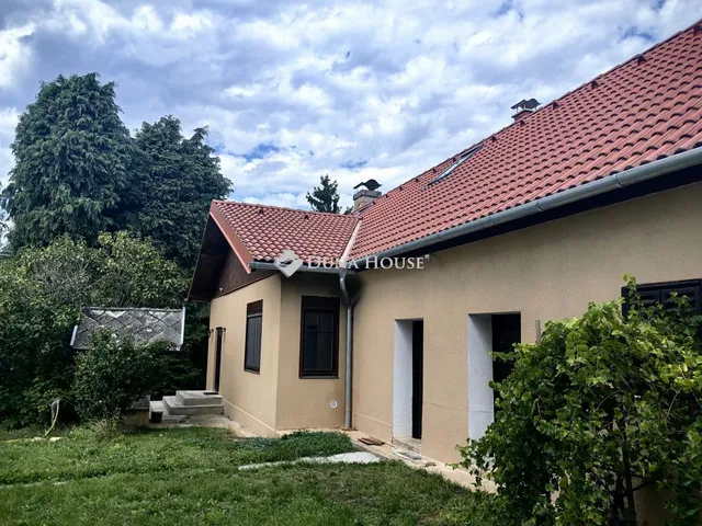 Eladó ház Katafa 100 nm