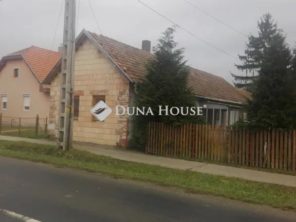 Eladó ház Petrikeresztúr 80 nm