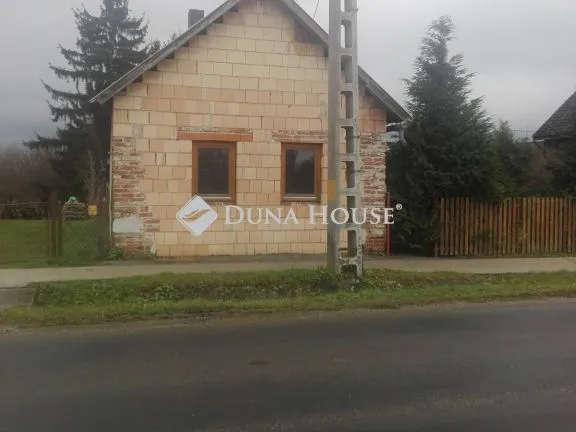 Eladó ház Petrikeresztúr, Kossuth Lajos utca 80 nm