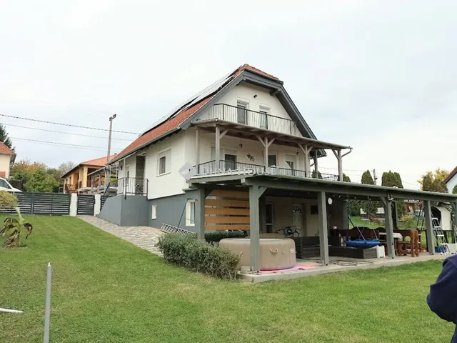 Eladó ház Csatár 110 nm