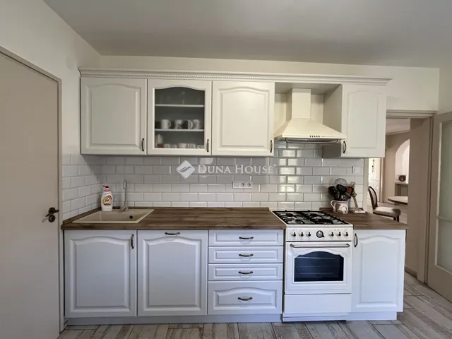 Eladó lakás Zalaegerszeg 250 nm