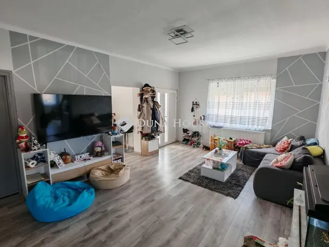 Eladó ház Kávás 95 nm