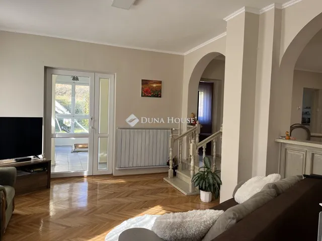 Eladó lakás Zalaegerszeg 250 nm