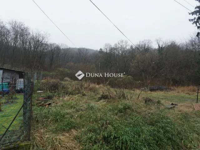 Eladó telek Nemesapáti 550 nm