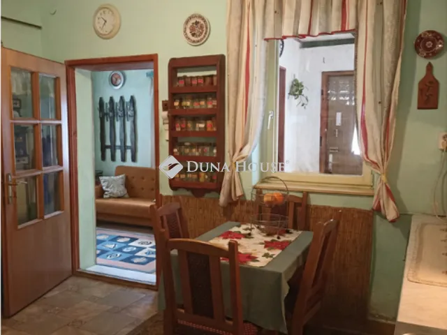 Eladó ház Zalaegerszeg, Bazitai út 77 nm