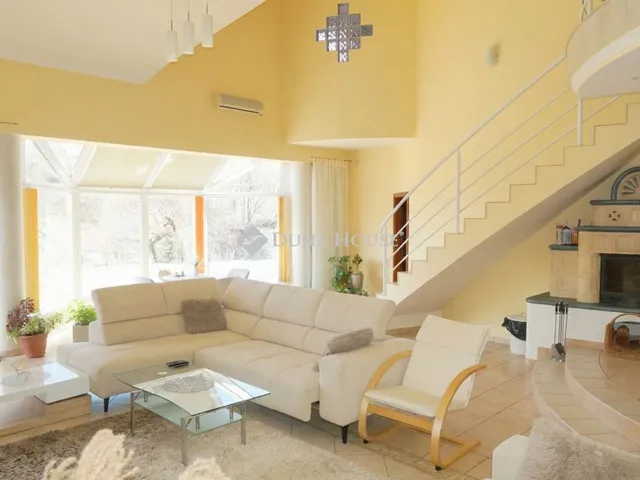 Eladó ház Zalaegerszeg, Búzavirág utca 373 nm