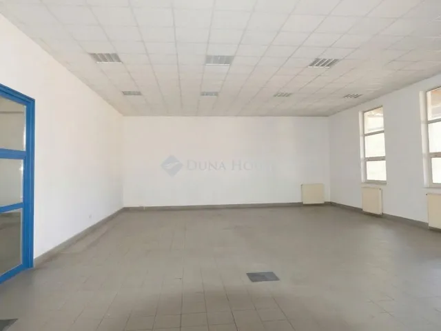 Kiadó kereskedelmi és ipari ingatlan Zalaegerszeg 640 nm