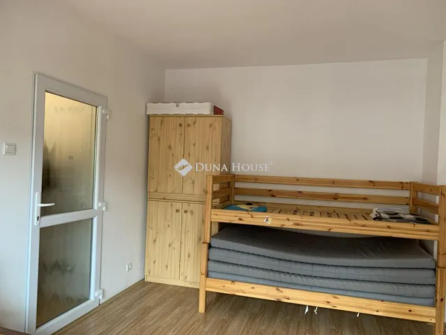 Eladó lakás Zalaegerszeg, Építők útja 33 nm