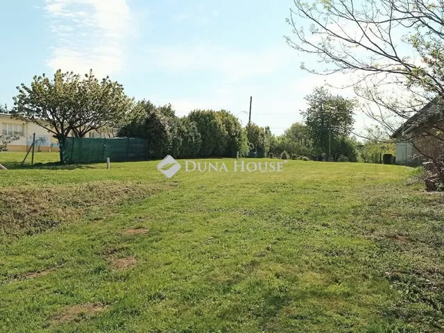 Eladó telek Csonkahegyhát, Nincs utca 4273 nm