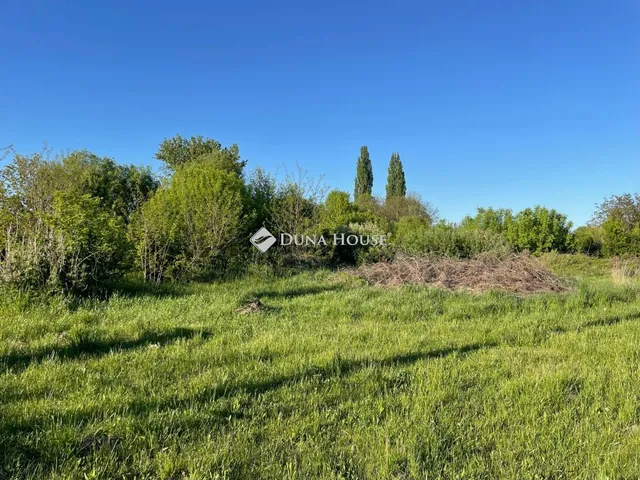 Eladó telek Zalaszentgrót 2133 nm
