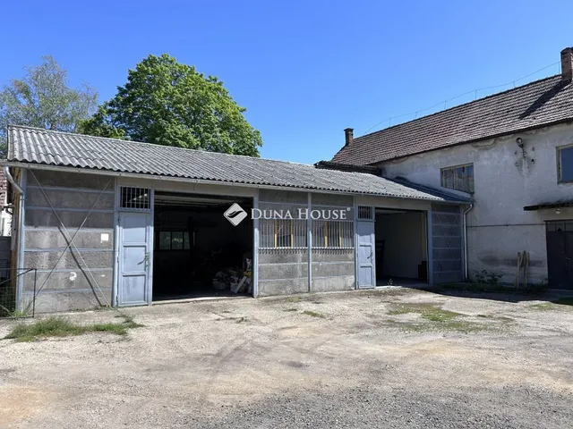 Eladó kereskedelmi és ipari ingatlan Zalalövő 163 nm