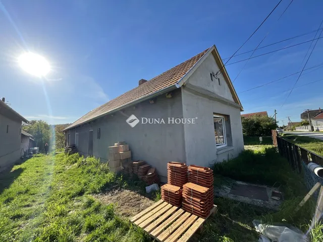 Eladó ház Kisbucsa 68 nm