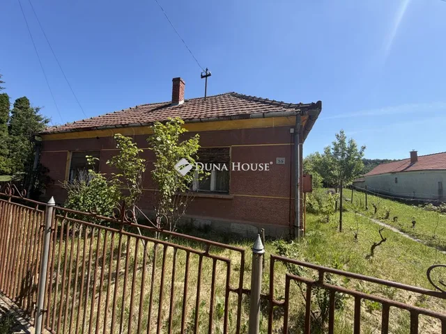 Eladó ház Borsfa, Zrínyi út 100 nm