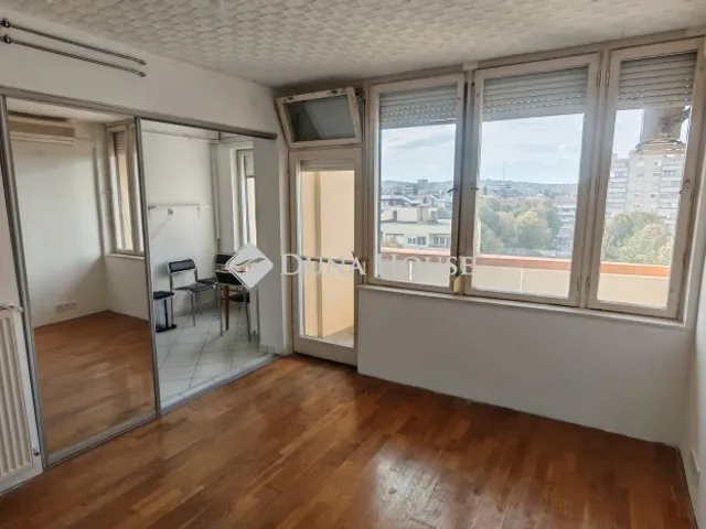 Eladó lakás Zalaegerszeg, Stadion utca 55 nm