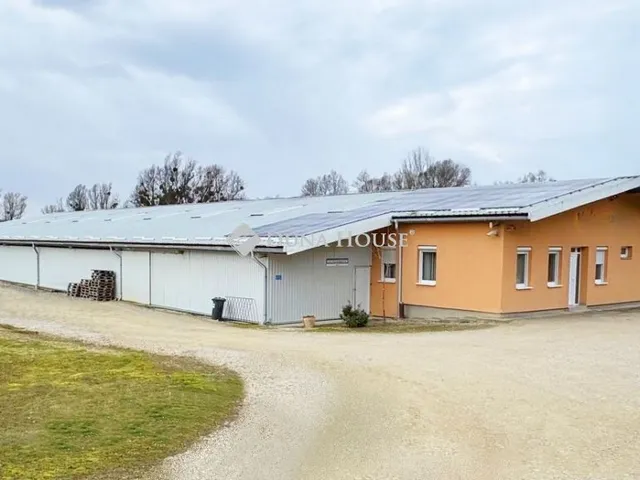 Eladó kereskedelmi és ipari ingatlan Nagykanizsa 1440 nm