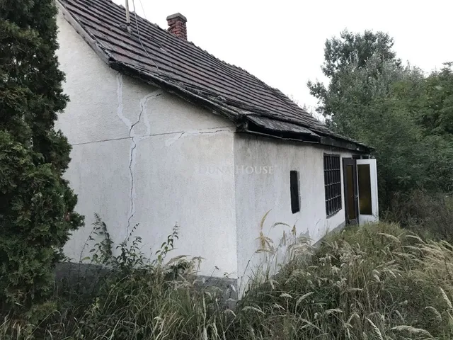 Eladó ház Tárkány 74 nm