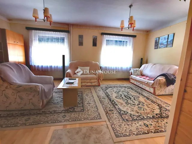 Eladó ház Leányvár 130 nm