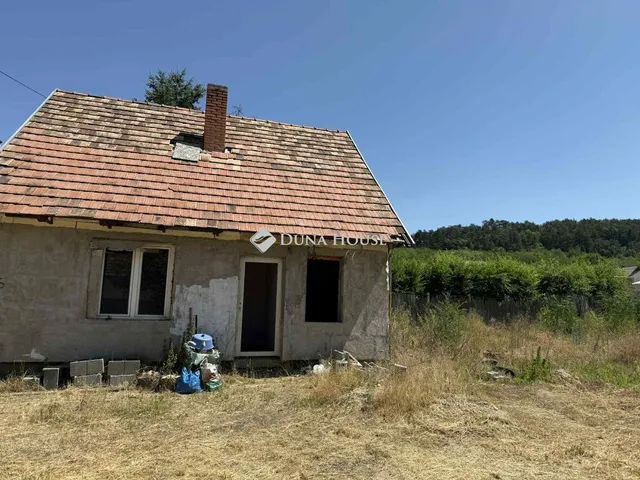 Eladó ház Piliscsaba, Akácfa utca 90 nm