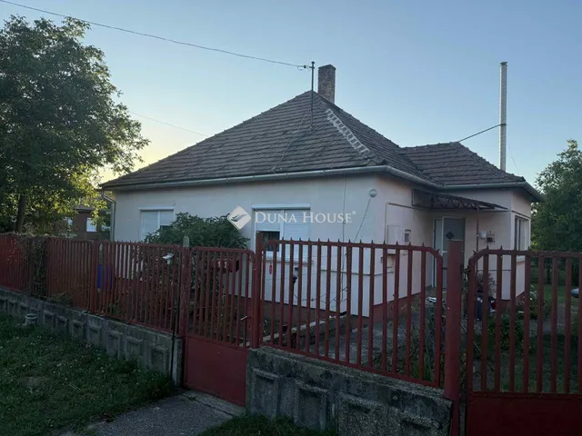 Eladó ház Tokodaltáró 82 nm