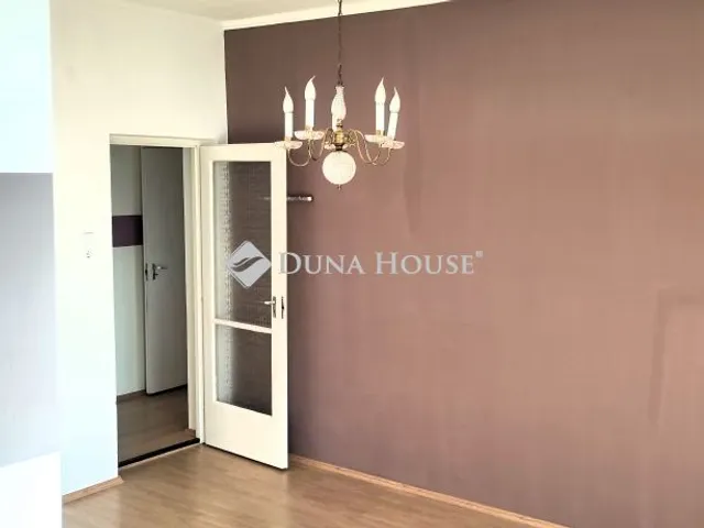 Eladó ház Bakonysárkány, Szabadság utca 160 nm