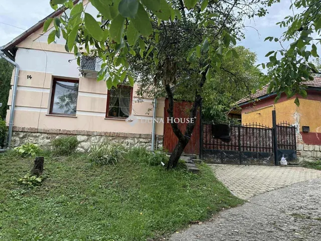 Eladó ház Kesztölc 60 nm