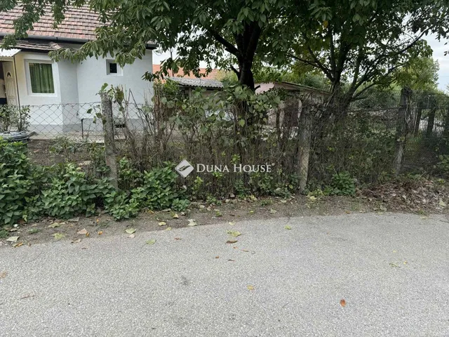 Eladó ház Dorog, Aradi vértanúk utca 60 nm