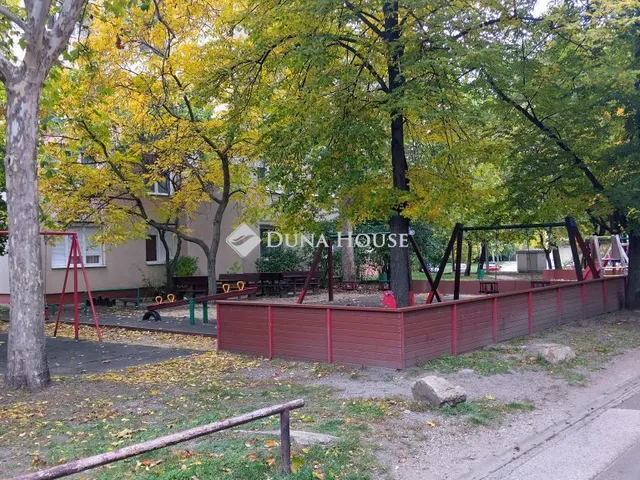 Eladó lakás Dorog, Hám Kálmán lakótelep 52 nm