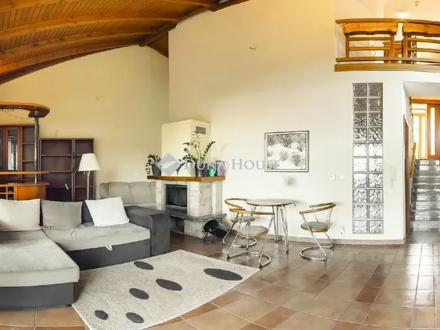 Eladó ház Pilisjászfalu, Csévi út 300 nm