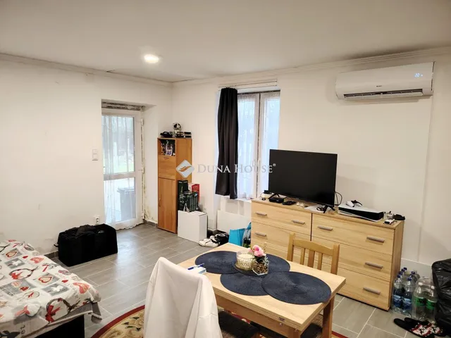 Eladó ház Kisbér, Vásártér utca 75 nm