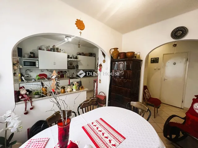 Eladó lakás Dorog, Zsigmondy Vilmos lakótelep 83 nm