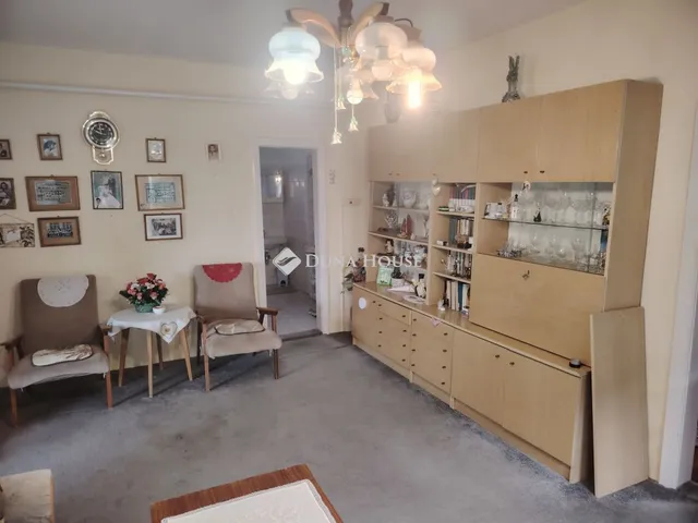 Eladó ház Nagyigmánd, Köztársaság utca 90 nm