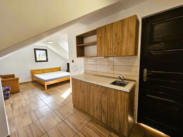 Eladó üdülő és hétvégi ház Piliscsév 140 nm