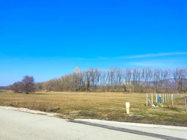 Eladó telek Dorog 9646 nm