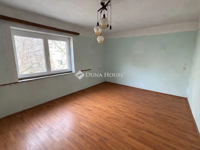 Eladó lakás Dorog 63 nm