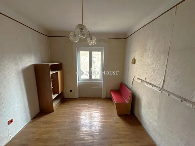 Eladó lakás Dorog 63 nm