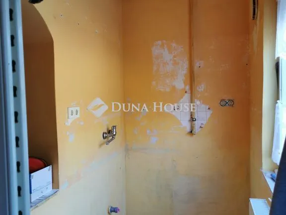 Eladó ház Csolnok, Szénbányászok útja 48 nm