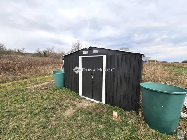 Eladó telek Nyergesújfalu, Nincs utca 2122 nm