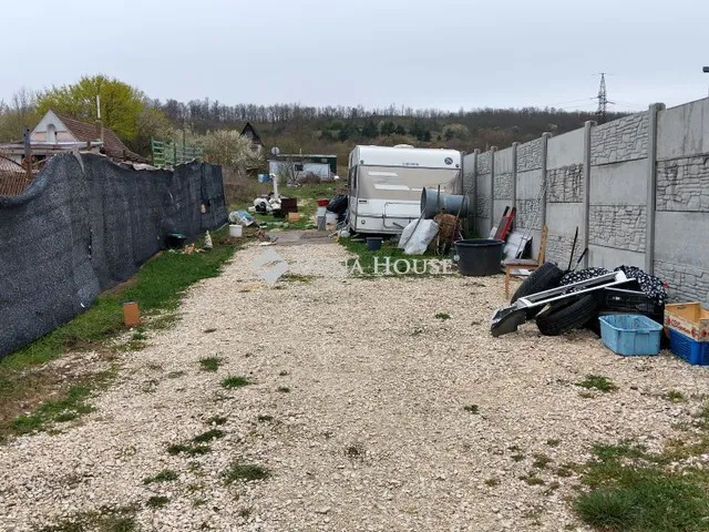 Eladó telek Dorog 1028 nm