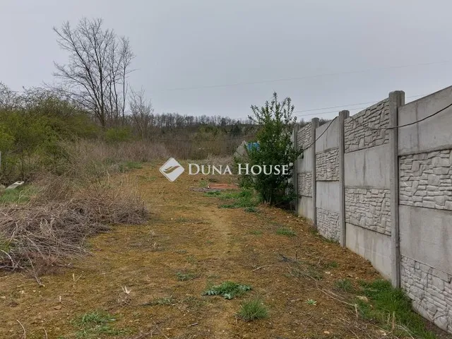 Eladó telek Dorog, Árokföldek dűlő 1028 nm