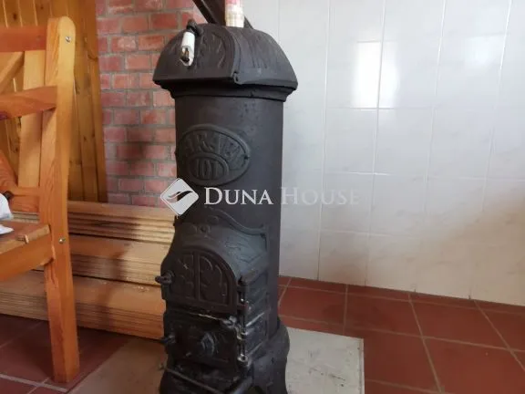 Eladó üdülő és hétvégi ház Dorog, Hatos akna dűlő 48 nm