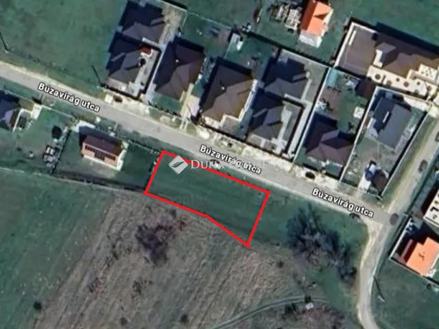 Eladó telek Piliscsév, Búzavirág utca 844 nm