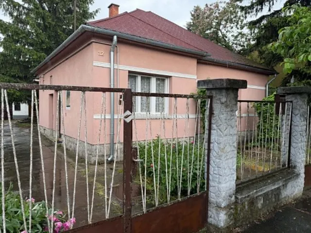 Eladó ház Esztergom 89 nm