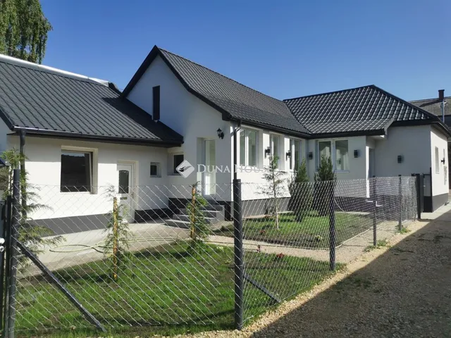 Eladó ház Dorog 84 nm