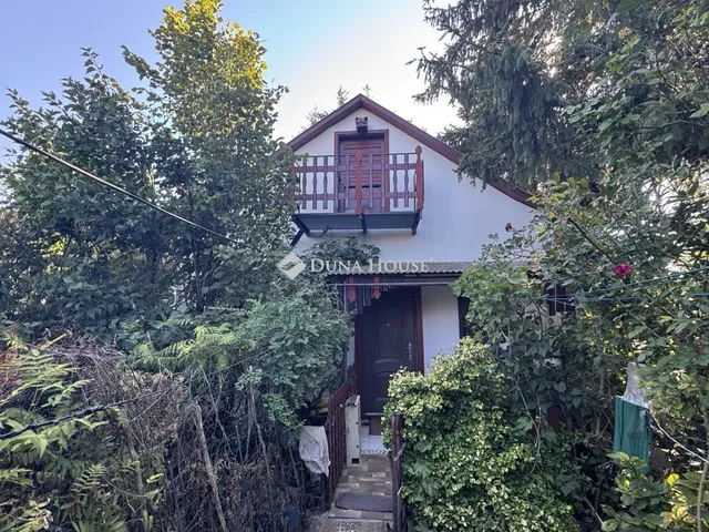 Eladó ház Sárisáp 71 nm